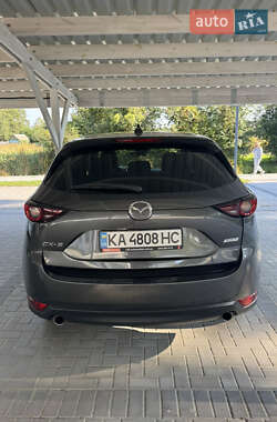 Внедорожник / Кроссовер Mazda CX-5 2017 в 