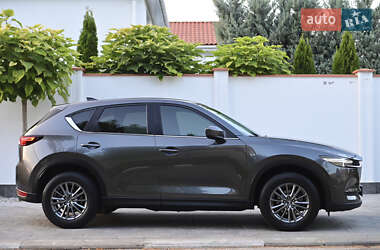 Внедорожник / Кроссовер Mazda CX-5 2018 в 