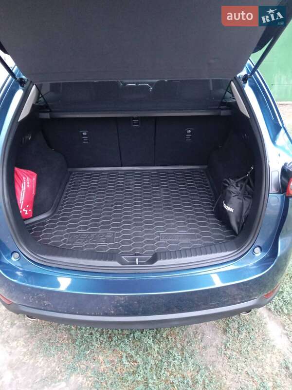 Внедорожник / Кроссовер Mazda CX-5 2020 в Покровском