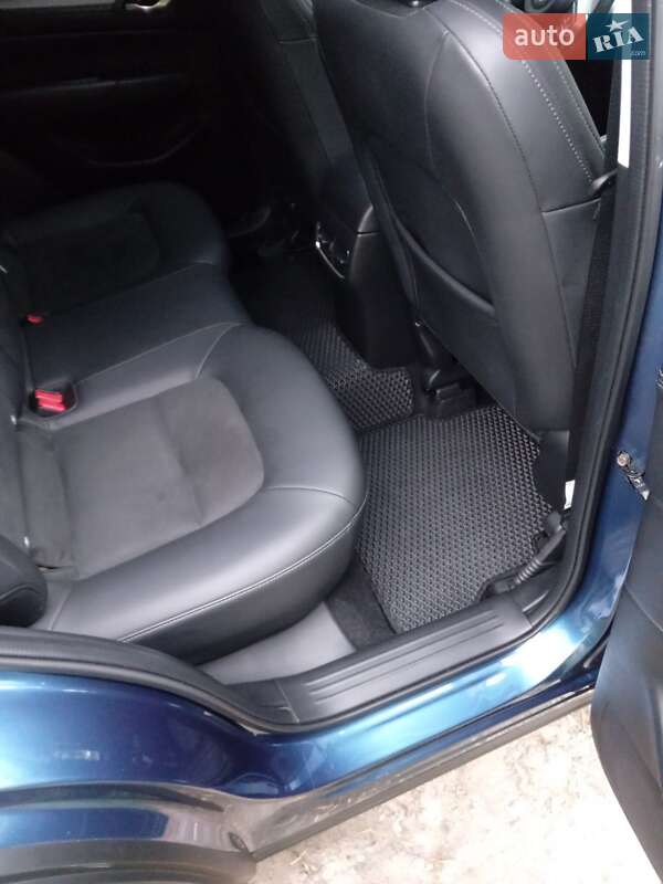 Внедорожник / Кроссовер Mazda CX-5 2020 в Покровском