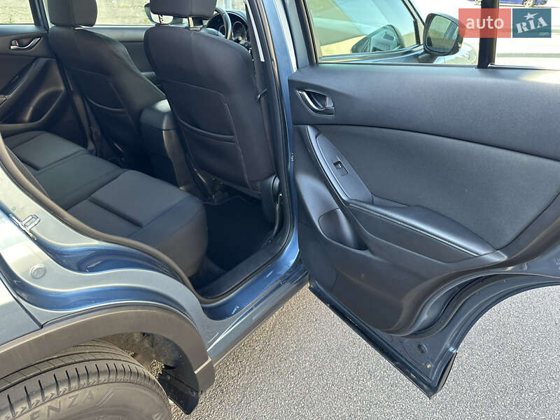 Внедорожник / Кроссовер Mazda CX-5 2016 в Киеве