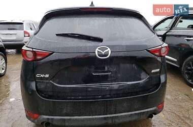 Внедорожник / Кроссовер Mazda CX-5 2018 в 
