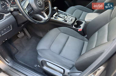 Позашляховик / Кросовер Mazda CX-5 2017 в 