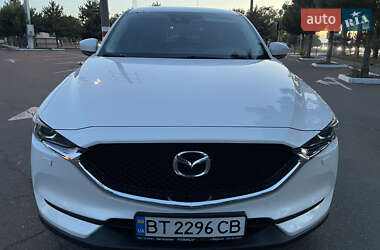 Внедорожник / Кроссовер Mazda CX-5 2017 в 