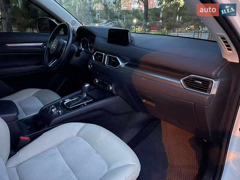 Внедорожник / Кроссовер Mazda CX-5 2017 в Одессе фото 128 Внедорожник / Кроссовер Mazda CX-5 2017 в Одессе