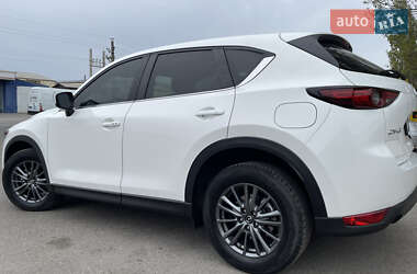 Внедорожник / Кроссовер Mazda CX-5 2017 в 