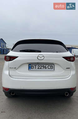 Внедорожник / Кроссовер Mazda CX-5 2017 в 