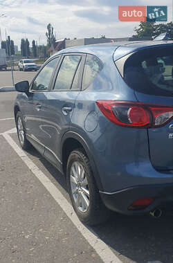 Позашляховик / Кросовер Mazda CX-5 2015 в 
