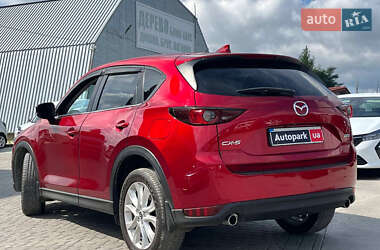 Позашляховик / Кросовер Mazda CX-5 2018 в 