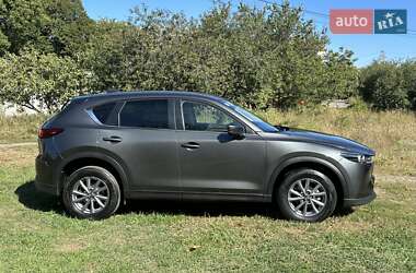 Позашляховик / Кросовер Mazda CX-5 2022 в 