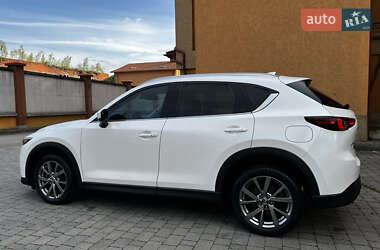 Позашляховик / Кросовер Mazda CX-5 2022 в 