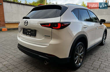 Позашляховик / Кросовер Mazda CX-5 2022 в 