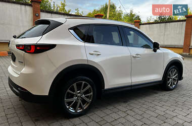 Позашляховик / Кросовер Mazda CX-5 2022 в 