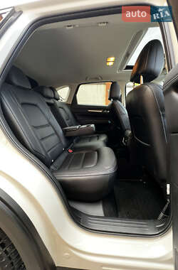 Позашляховик / Кросовер Mazda CX-5 2022 в 