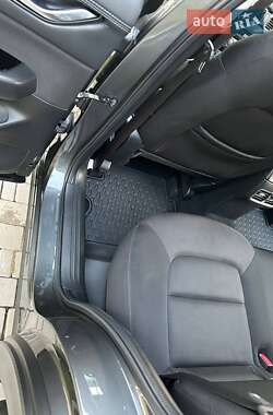 Позашляховик / Кросовер Mazda CX-5 2018 в 