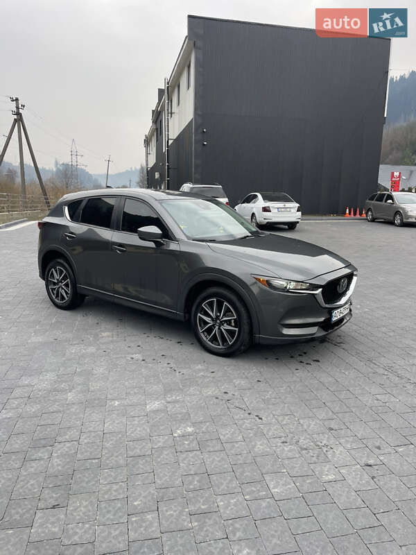 Внедорожник / Кроссовер Mazda CX-5 2017 в Межгорье