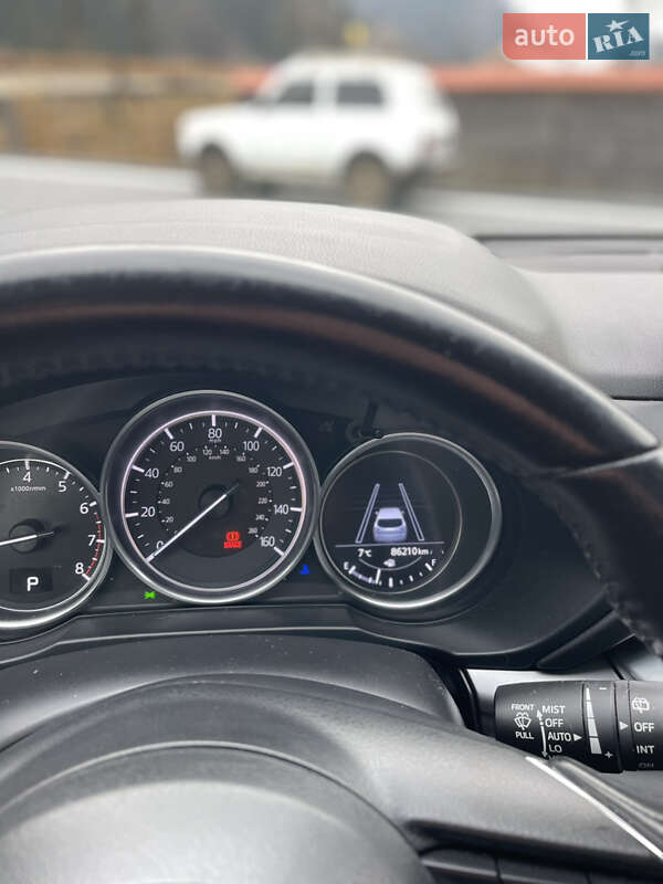Внедорожник / Кроссовер Mazda CX-5 2017 в Межгорье