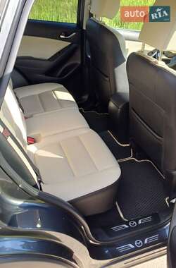 Позашляховик / Кросовер Mazda CX-5 2014 в 