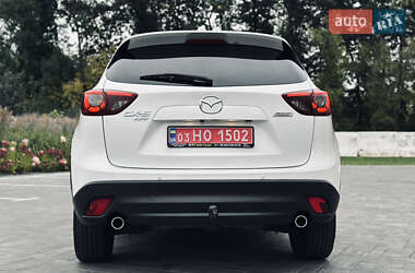 Позашляховик / Кросовер Mazda CX-5 2015 в 
