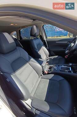 Позашляховик / Кросовер Mazda CX-5 2019 в 