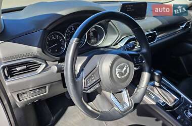Позашляховик / Кросовер Mazda CX-5 2017 в 