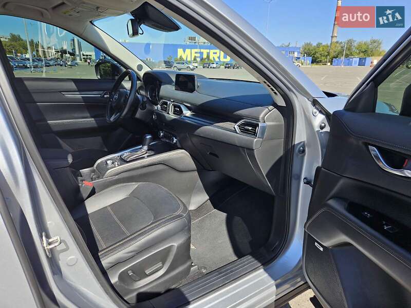 Позашляховик / Кросовер Mazda CX-5 2017 в Дніпрі