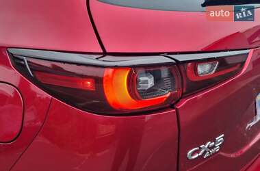 Позашляховик / Кросовер Mazda CX-5 2022 в 