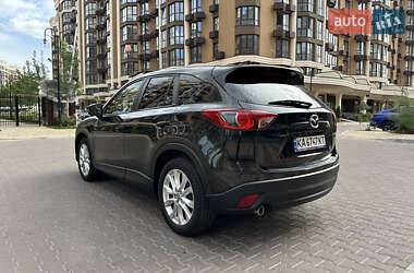Позашляховик / Кросовер Mazda CX-5 2012 в 