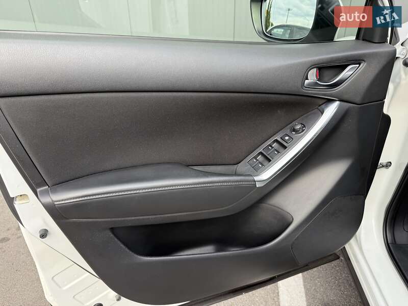 Внедорожник / Кроссовер Mazda CX-5 2017 в Киеве
