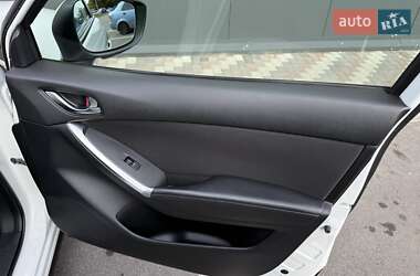 Позашляховик / Кросовер Mazda CX-5 2017 в 