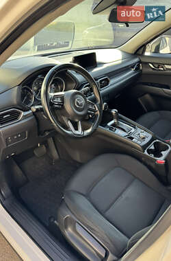 Внедорожник / Кроссовер Mazda CX-5 2019 в 