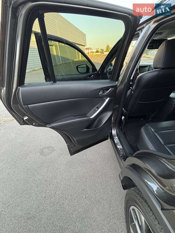 Позашляховик / Кросовер Mazda CX-5 2016 в Дніпрі