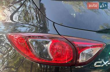 Позашляховик / Кросовер Mazda CX-5 2014 в 