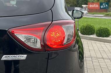 Позашляховик / Кросовер Mazda CX-5 2013 в 