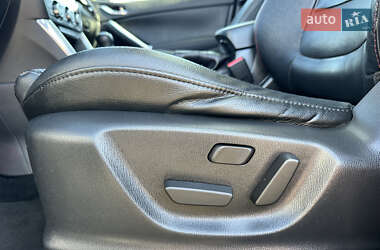 Позашляховик / Кросовер Mazda CX-5 2013 в 