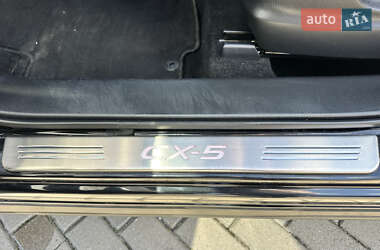 Позашляховик / Кросовер Mazda CX-5 2013 в 