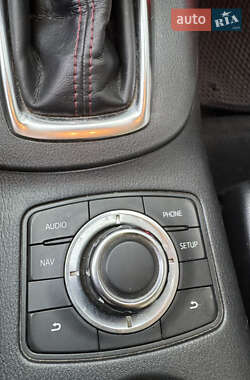 Позашляховик / Кросовер Mazda CX-5 2014 в 