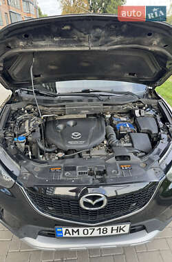 Позашляховик / Кросовер Mazda CX-5 2014 в 