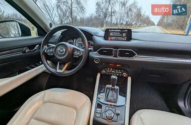 Позашляховик / Кросовер Mazda CX-5 2019 в 
