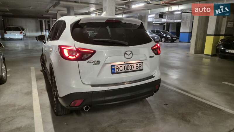Позашляховик / Кросовер Mazda CX-5 2015 в Львові