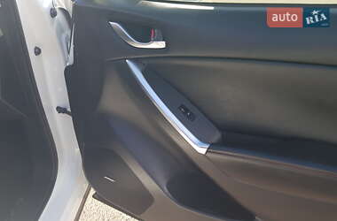 Позашляховик / Кросовер Mazda CX-5 2014 в 
