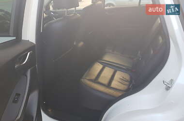 Позашляховик / Кросовер Mazda CX-5 2014 в 