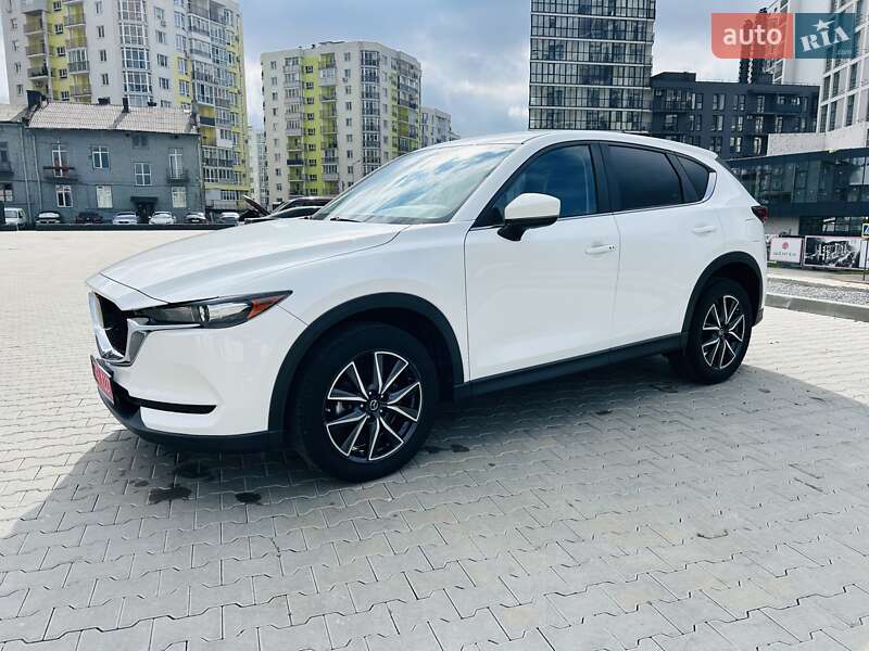 Позашляховик / Кросовер Mazda CX-5 2018 в 