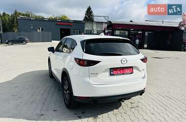 Позашляховик / Кросовер Mazda CX-5 2018 в 