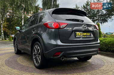 Позашляховик / Кросовер Mazda CX-5 2016 в 