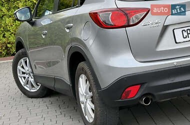 Позашляховик / Кросовер Mazda CX-5 2012 в 
