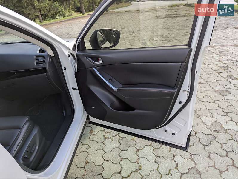 Позашляховик / Кросовер Mazda CX-5 2014 в Дубні