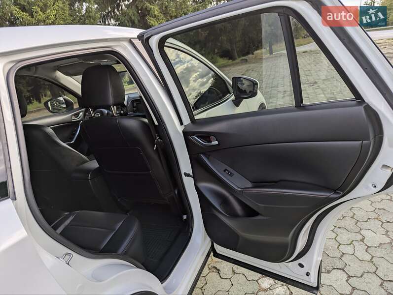 Позашляховик / Кросовер Mazda CX-5 2014 в Дубні