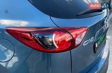 Позашляховик / Кросовер Mazda CX-5 2015 в 