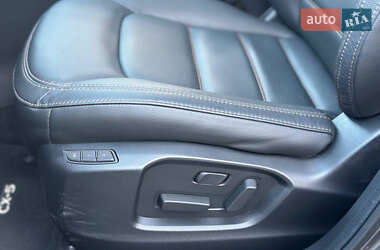 Позашляховик / Кросовер Mazda CX-5 2023 в 